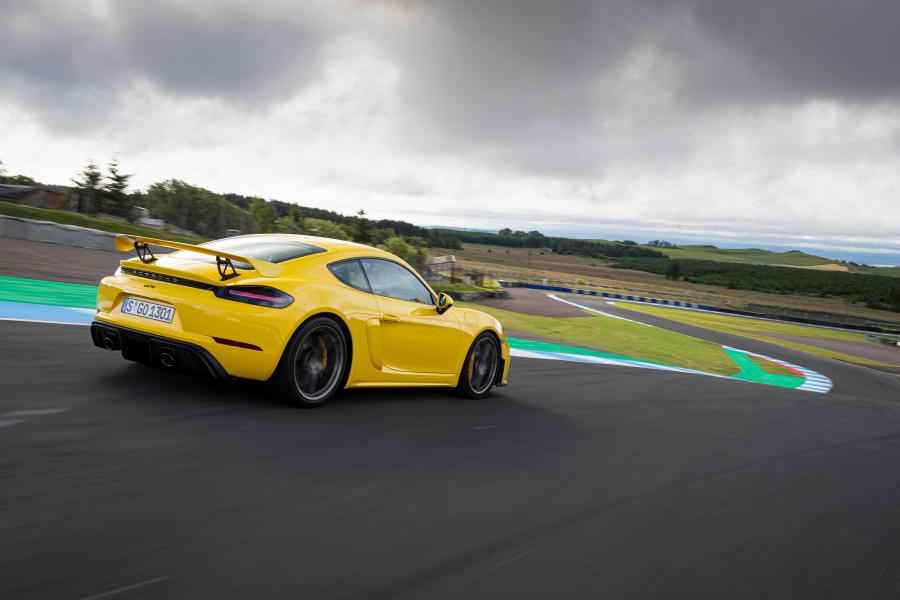  Porsche 718 Cayman GT4 (982C) 2019 года  (WW) (фото 119 из 190)